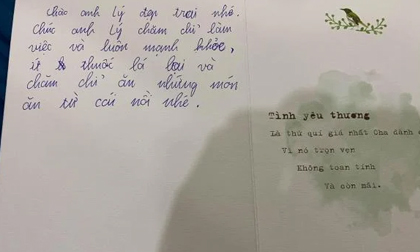 Cư dân mạng phấn khích với món quà 'độc và lạ' của con trai Công Lý tặng bố ngày cưới