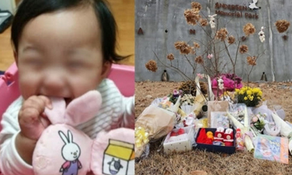 Xót xa trước sự ra đi đầy thương tâm của bé gái bị bố mẹ bạo hành, dân tình phủ đầy hoa và quà trước phần mộ của em