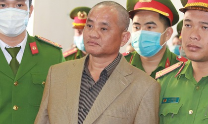 Tuyên án tử hình nguyên bí thư xã giết em họ để thế mạng