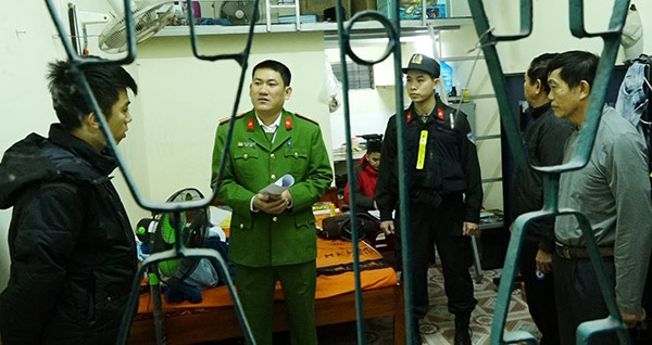 Triệt phá 10 băng nhóm tín dụng đen cho vay lãi suất cắt cổ 365%/năm - Ảnh 1. Triệt phá 10 băng nhóm tín dụng đen cho vay lãi suất cắt cổ 365%/năm - Ảnh 1.