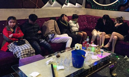 47 người phê ma túy trong 5 phòng hát karaoke