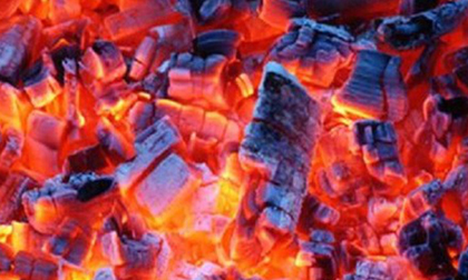 Đốt than sưởi ấm, hai mẹ con ở Hà Tĩnh ngộ độc khí CO