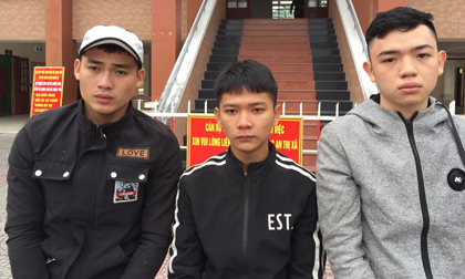 Khởi tố 15 thanh niên hỗn chiến trong đêm ở Quảng Nam