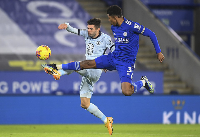 Hạ gục Chelsea, Leicester soán ngôi đầu Ngoại hạng Anh - Ảnh 2. Hạ gục Chelsea, Leicester soán ngôi đầu Ngoại hạng Anh - Ảnh 2.