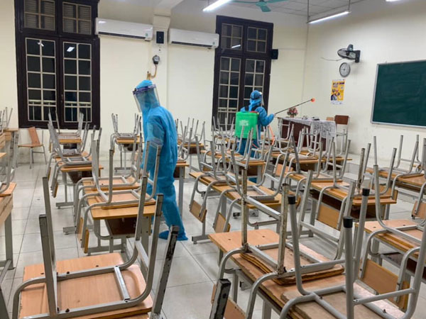 Thêm hàng nghìn học sinh Hà Nội nghỉ học vì Covid-19