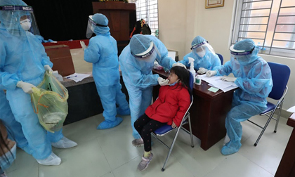 Tin vui: Tất cả học sinh lớp 3E, Tiểu học Xuân Phương âm tính lần 1 với SARS-CoV-2
