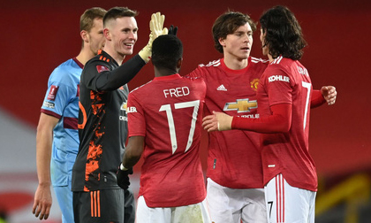 'Họng súng ẩn' lên tiếng, Man United lọt vào tứ kết sau trận đấu lạ lùng