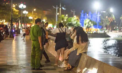 Nhiều người bị xử phạt 2 triệu đồng vì không đeo khẩu trang khi đến TP biển Vũng Tàu
