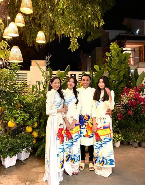 Hai tiểu thư nhà Quyền Linh: Sở hữu chiều cao 'khủng' khi mới 13 tuổi, nhan sắc và thần thái chuẩn hot girl thế hệ mới