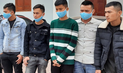 33 người đến từ nhiều tỉnh thành đánh bạc bằng đá gà trong trang trại bỏ hoang