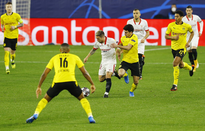 Dortmund ngược dòng siêu đỉnh với Haaland, Sevilla ngã ngựa sân nhà - Ảnh 1.