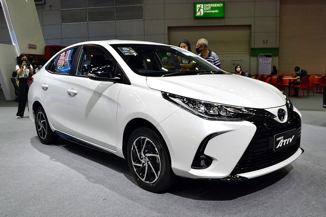 Lộ ảnh thực tế 4 bản Toyota Vios 2021 trước ngày ra mắt Việt Nam: Có trang bị không như kỳ vọng - 4