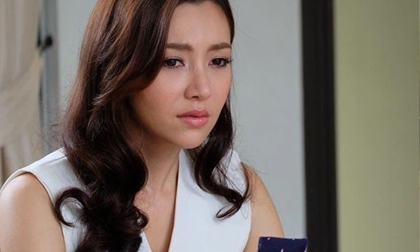 Tình cờ xem điện thoại của chồng, nhìn biệt danh anh đặt cho vợ mà tôi nghẹn đắng
