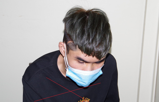 Chân dung nghi phạm bóp cổ nữ sinh lớp 10 đến chết: Hay dẫn nhiều bạn gái về nhà, có lần cầm dao định đâm bố