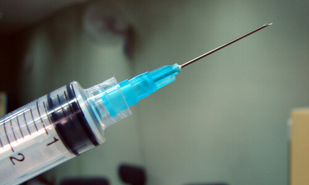 TP.HCM: Người phụ nữ 32 tuổi tử vong bất thường sau 1 tuần tiêm filler nâng ngực - 1