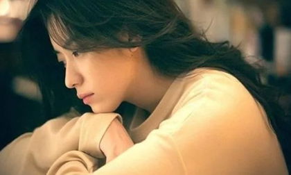 3 thời điểm phụ nữ yếu đuối, mong manh nhất, cần có đàn ông ở bên cạnh để an ủi, động viên