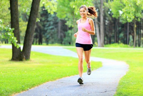 Không tập thể dục khi ăn no hoặc bụng đói