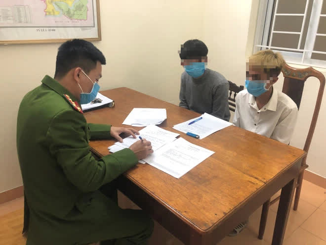 Thiếu niên 13 tuổi cùng nhóm bạn cắt điện, vô hiệu hóa camera để trộm hàng loạt nhà thờ họ - Ảnh 2.