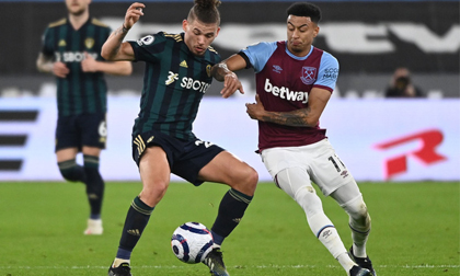 Cựu sao Man United tỏa sáng, West Ham cảnh báo tham vọng Chelsea