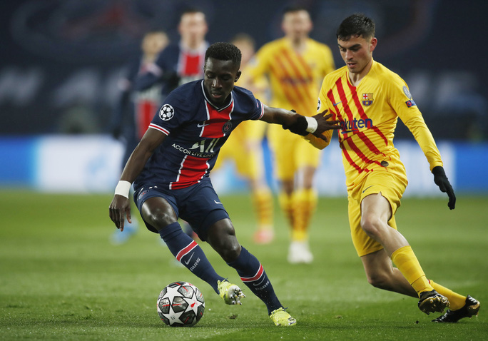 Tội đồ Messi góp sức, Barcelona dừng bước sớm Champions League - Ảnh 1.