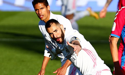 Benzema lập cú đúp, Real Madrid lội ngược dòng phút cuối
