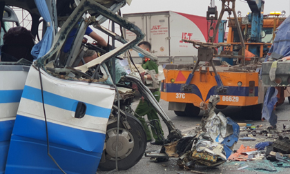 Vụ tai nạn 22 người thương vong: Tài xế xe khách không làm chủ tốc độ