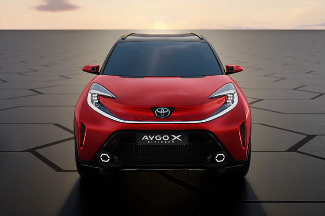 Toyota ra mắt crossover nhỏ nhất thế giới - Gầm cao hạng A cho người mua xe lần đầu - 2