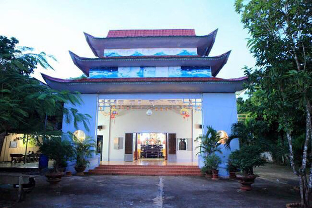 Tuổi thơ đầy cơ cực bỏ học từ năm lớp 6 làm thợ may, Phi Nhung nay giàu cỡ nào mà nuôi tận 23 người con? - 9