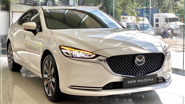 Loạt xe Mazda ưu đãi cao nhất 120 triệu: Giá CX-8 còn thấp kỷ lục, Mazda6 không quá 1 tỷ đồng - 2