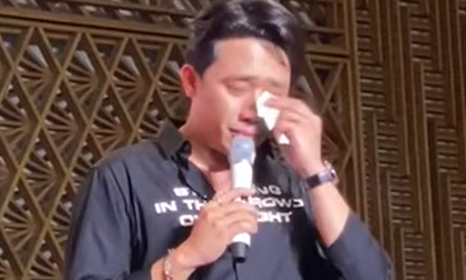 Trấn Thành bật khóc nức nở: 'Tôi là một thằng ngu”