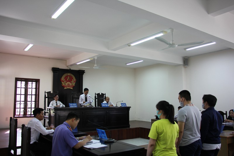 Tuyên án vụ tra tấn cô gái đến sảy thai ở Bình Chánh - 1