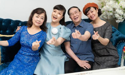 Vân Dung chia sẻ ảnh hiếm của gia đình, nhan sắc của chị ruột từng lọt top 10 hoa hậu gây tò mò