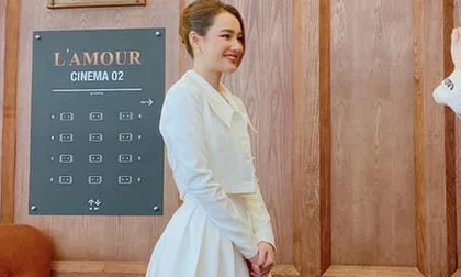 “Bóc trần” nhan sắc thật của Nhã Phương qua hình do người qua đường chụp