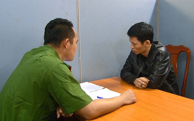 Lộ diện đàn em của đối tượng cầm đầu 'động bay lắc' trong Bệnh viện Tâm thần Trung Ương I Lộ diện đàn em của đối tượng cầm đầu 'động bay lắc' trong Bệnh viện Tâm thần Trung Ương I