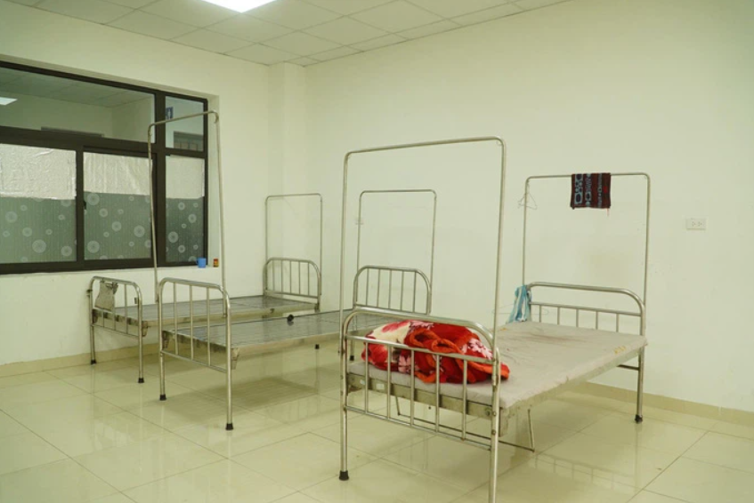 Vụ 'động bay lắc' có gái dịch vụ ở BV Tâm thần Trung ương 1: Ai tham gia thác loạn ngoài 1 nhân viên đã bị bắt? - 1