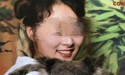 Đòi nối lại tình yêu không được, giảng viên đại học chặn đường đâm chết nữ sinh