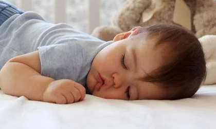 Cho trẻ ngủ đúng vào khung giờ này để não bộ phát triển, chiều cao tăng mạnh