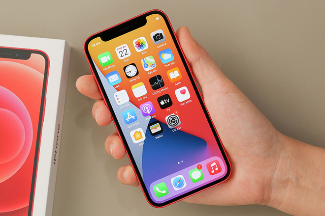 Đại lý ồ ạt xả hàng, iPhone 12 Mini chạm đáy, thấp nhất kể từ khi bán tại Việt Nam - Ảnh 1.