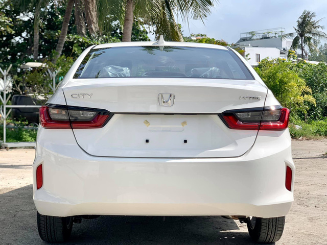 Lộ thông tin Honda City E sắp bán tại Việt Nam: Giá 499 triệu đồng, lựa chọn mới 'không phải Vios' cho người chạy dịch vụ - 1