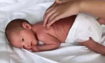 Hà Hồ khoe khoảnh khắc lúc mới chào đời của Lisa, tiết lộ từ sơ sinh bé đã có tính cách này