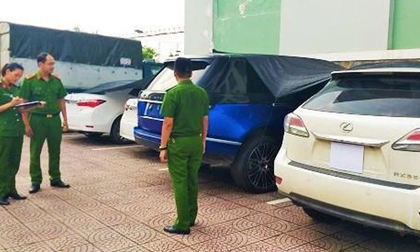 Giám đốc doanh nghiệp làm giả giấy tờ loạt xe sang Lexus 570, BMW nhập lậu, mang đi cầm cố