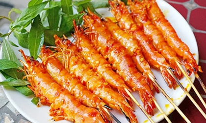 Mẹ đảm làm tôm nướng sa tế ngon hết nấc, ăn 1 lại muốn ăn 2 ai cũng thích