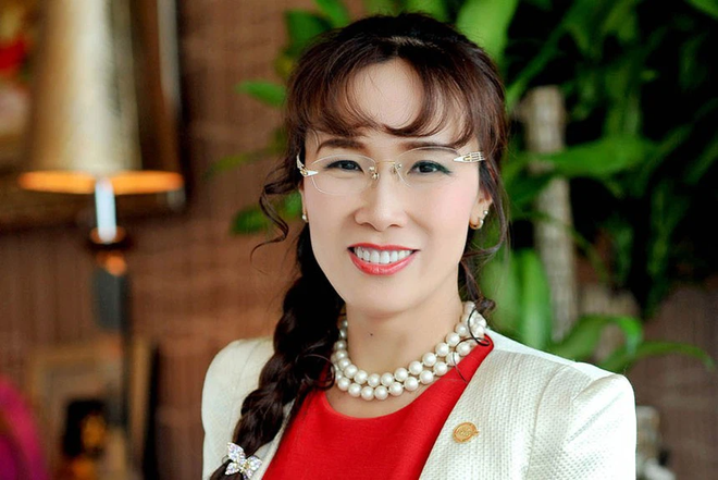 Nữ tỷ phú Việt vừa nhận Huân chương Bắc đẩu bội tinh: Hàng loạt lần đầu tiên phi thường - Ảnh 2. Nữ tỷ phú Việt vừa nhận Huân chương Bắc đẩu bội tinh: Hàng loạt lần đầu tiên phi thường - Ảnh 2.
