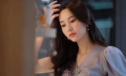 Ông xã Đặng Thu Thảo khiến fan trầm trồ khi vừa trổ tài chụp ảnh lại vừa làm thơ tỏ tình với vợ
