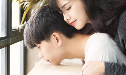 Phụ nữ có 3 thứ nên cởi ra, 3 thứ 'mặc vào' nếu muốn chồng mê đắm
