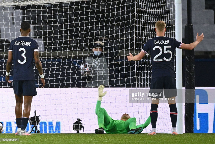 Lội ngược dòng nhờ bàn thắng kỳ diệu, Pep Guardiola cùng học trò hạ đo ván PSG trên đất khách - Ảnh 3.