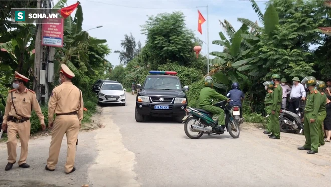 Đại tá công an kể lại nhiều giờ cân não trong căn biệt thự, thuyết phục hung thủ buông súng trong vụ 2 người  bị bắn chết - Ảnh 1.