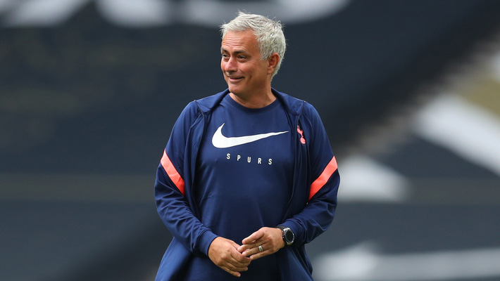 NÓNG: Mourinho nhận lời dẫn dắt đội bóng không ai ngờ; Messi chốt hạ với Barcelona - Ảnh 1.