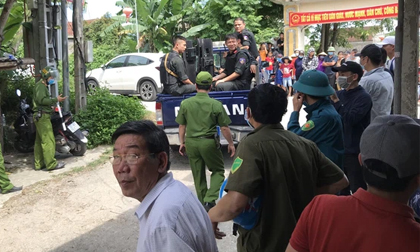 Vụ 2 người bị chủ nhà bắn chết: Đang đứng ngoài cổng thì bị bắn nhiều phát vào đầu, ngực