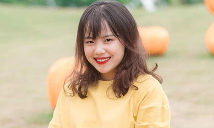 Tìm ra chủ nhân giọng nói 'Bộ Y tế đề nghị người dân đeo khẩu trang' trong điện thoại, ngoài đời xinh quá trời